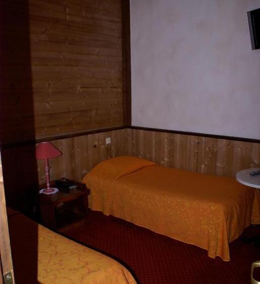 Номер Стандарт Трехместный, Le Relais De L'abbaye