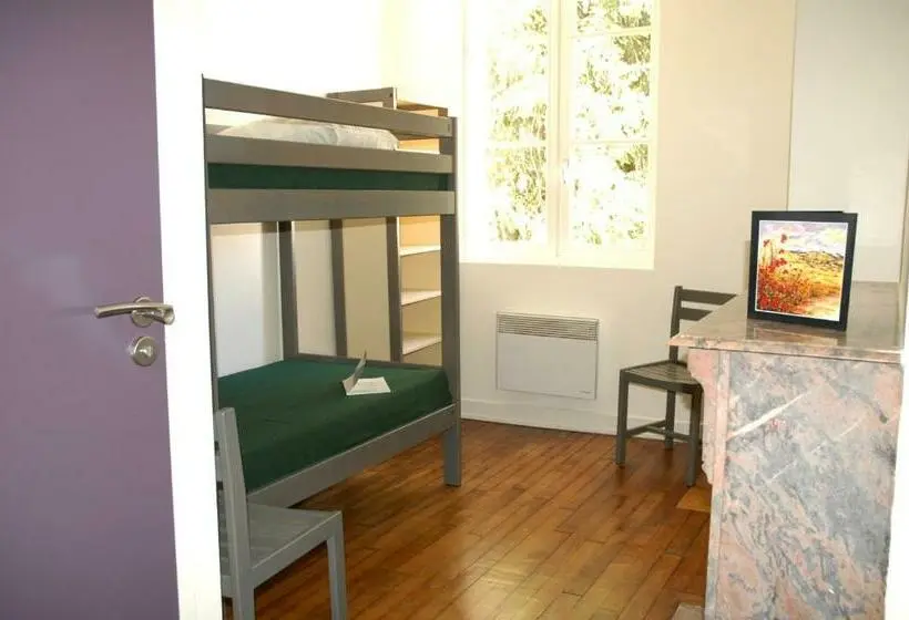 تختخواب در اتاق مشترک, La Maison Des Randonneurs