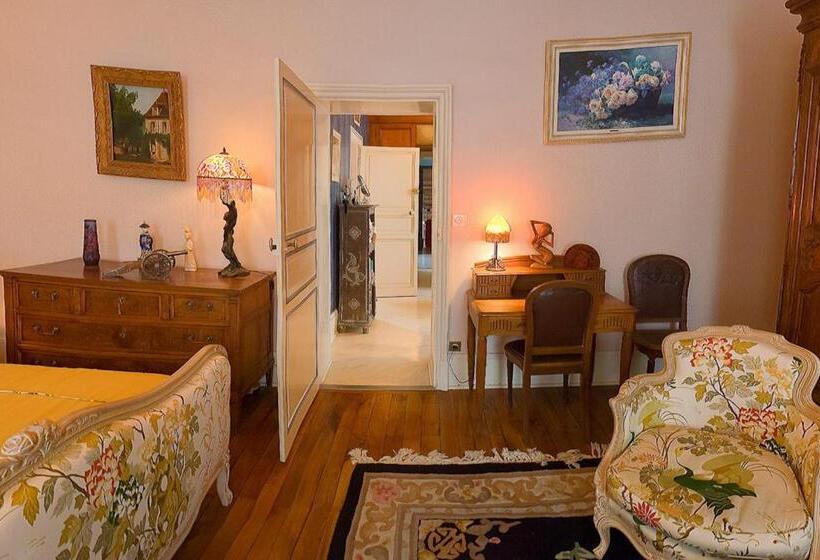 סוויטה עם ג'קוזי, Amphore Du Berry