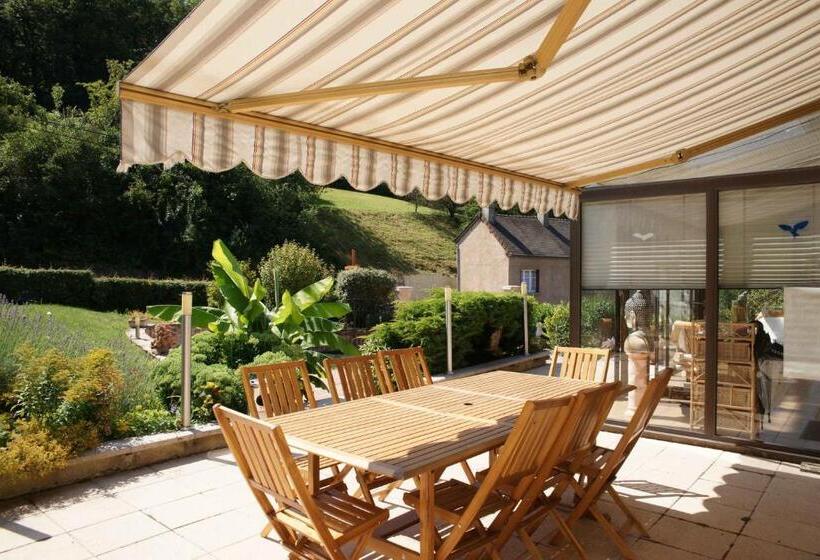 이코노미 룸 공용욕실, Chambres D Hotes à Autun