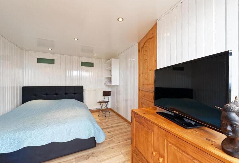 이코노미 룸 공용욕실, Chambres D Hotes à Autun