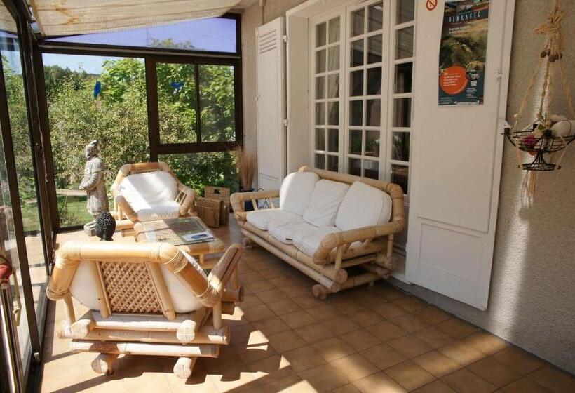 חדר סטנדרט, Chambres D Hotes à Autun