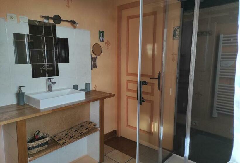 标准三人间, Chambres D Hotes Au Clos Du Lit