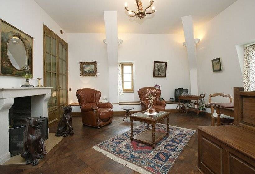 Люкс Повышенной Комфортности, Château De Flée