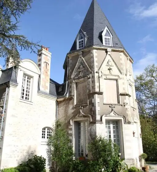 خانه 1 خوابه, Château Du Bois De La Noe