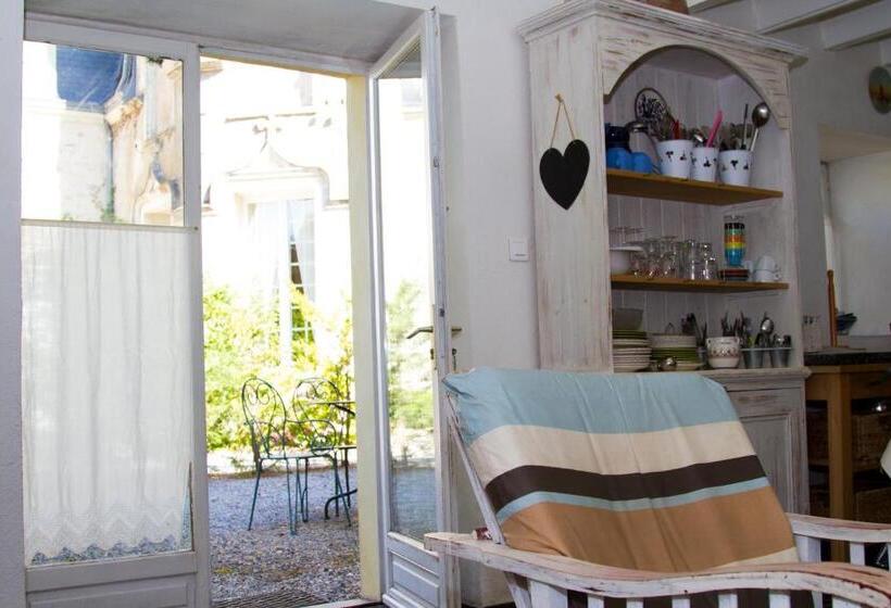 منزل غرفة نوم واحدة, Château Du Bois De La Noe