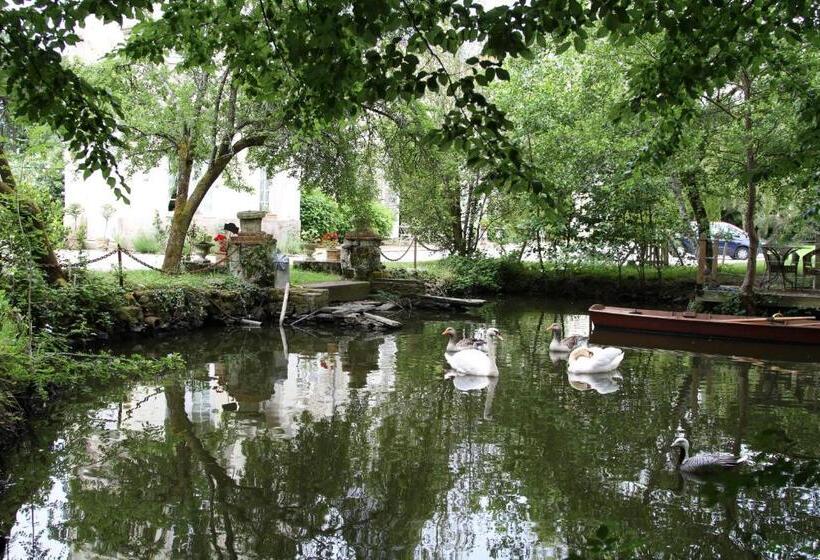 Дом 1 Спальня, Château Du Bois De La Noe