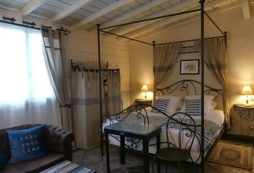 バスタブ付きスタンダードルーム, Domaine De L’escuderia