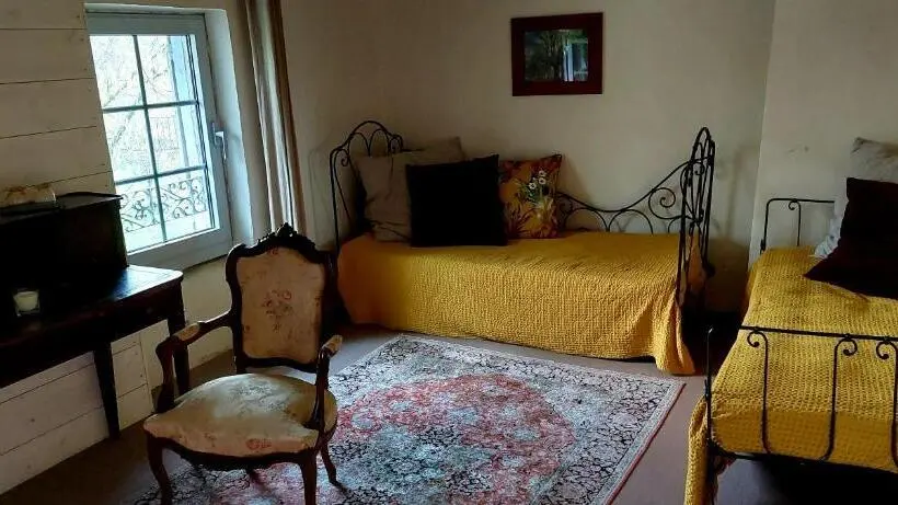 スタンダード４人部屋, Domaine De L’escuderia