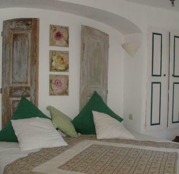 Номер Стандарт, L Amandari