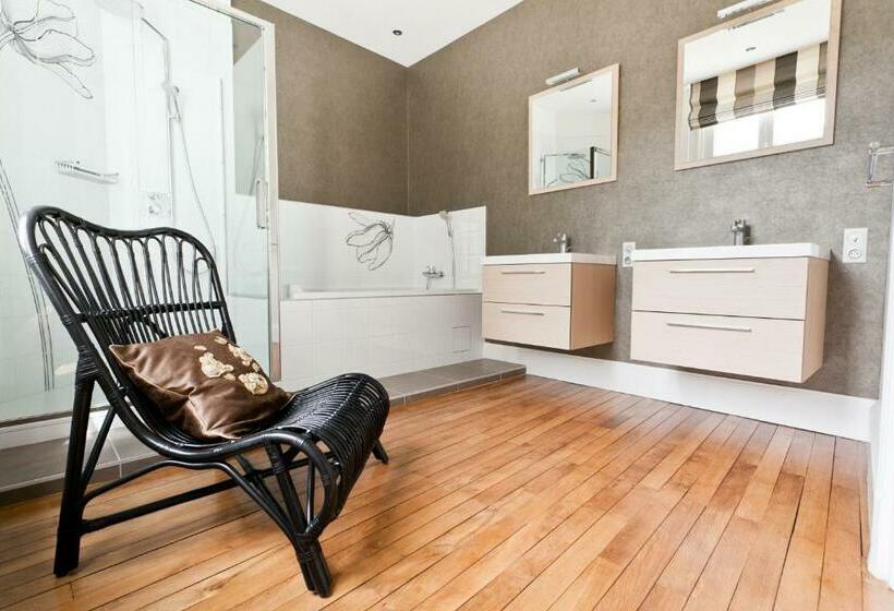 חדר דלוקס נוף לגינה, La Maison Jules