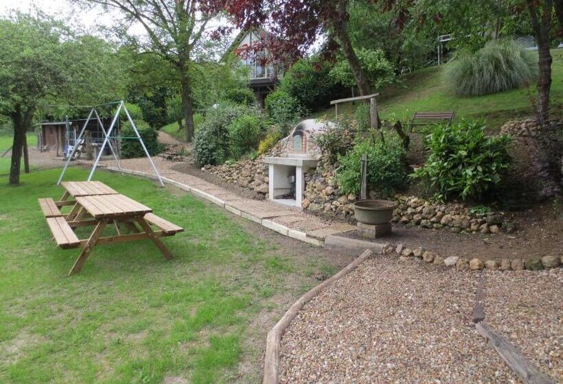 Студия Стандарт, La Maréchalerie