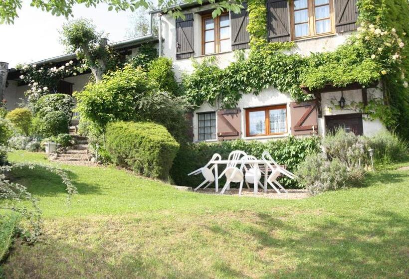 Студия Стандарт, La Maréchalerie