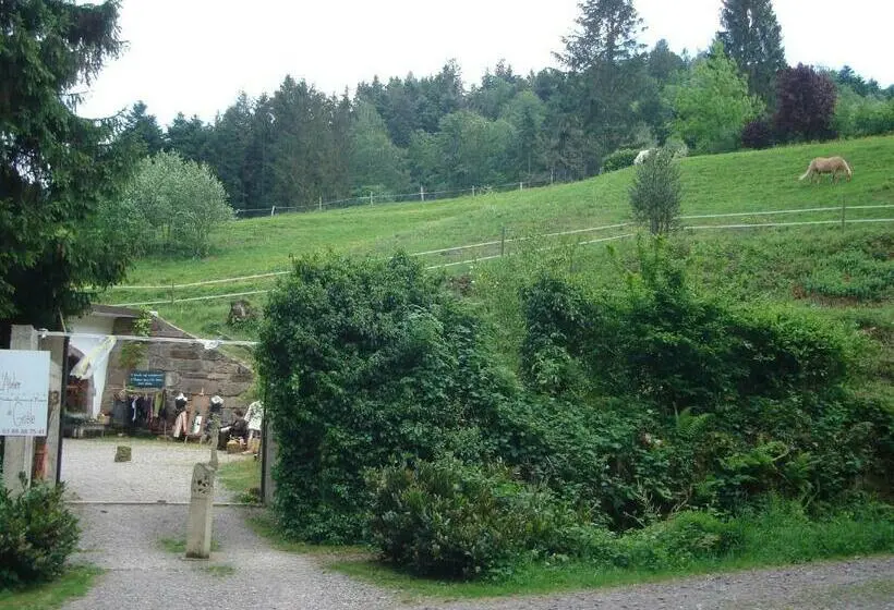 Comfort-huone, L'atelier De Gisèle