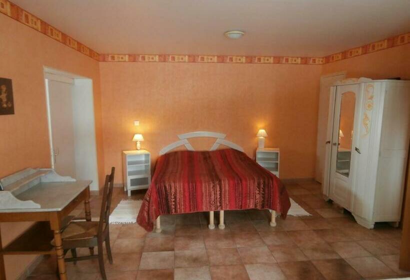 Номер Стандарт Трехместный, Le Cardonnet