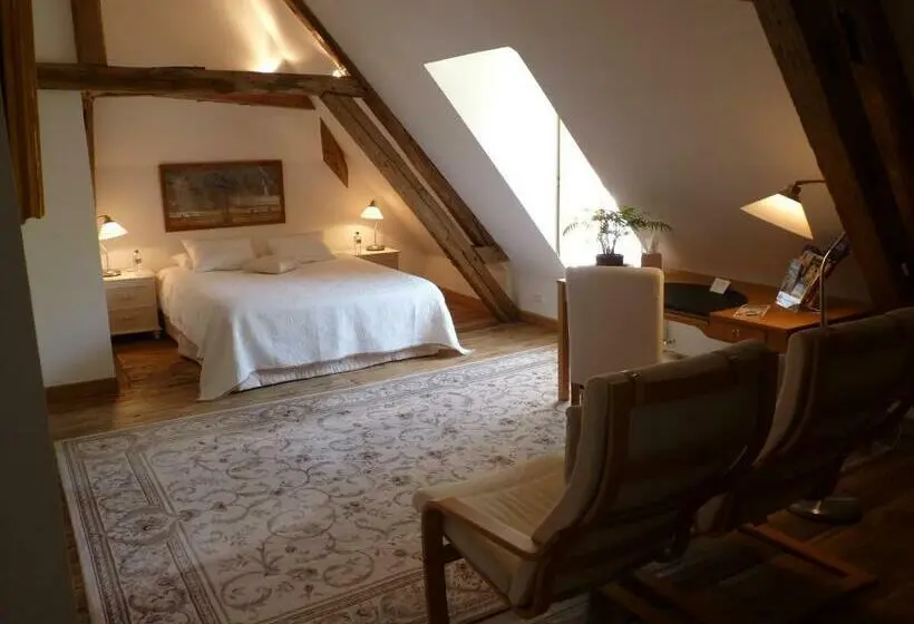 Perhesviitti, Le Clos Saint Nicolas