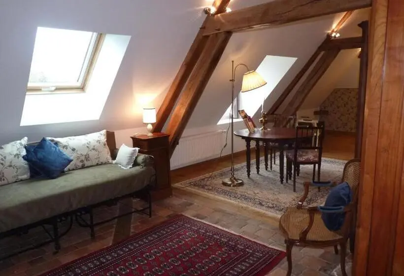 Sviitti Puutarhanäkymä, Le Clos Saint Nicolas