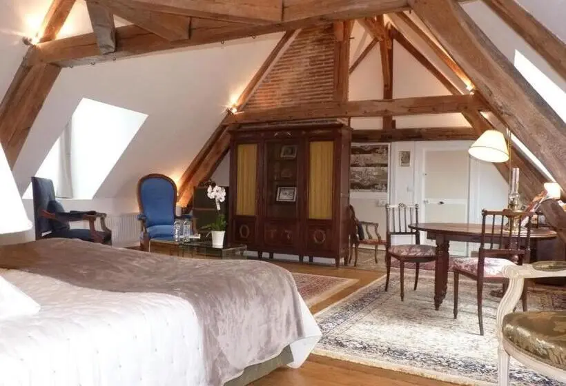 Sviitti Puutarhanäkymä, Le Clos Saint Nicolas
