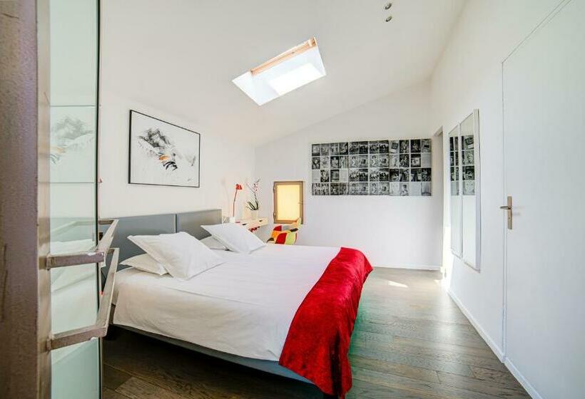 חדר בסיסי, Le Limas