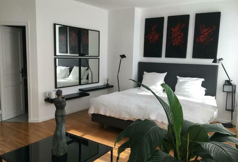 חדר דלוקס, Le Limas