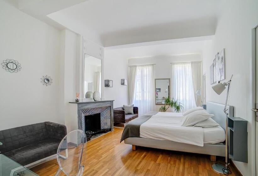 חדר סופריור לשלושה, Le Limas