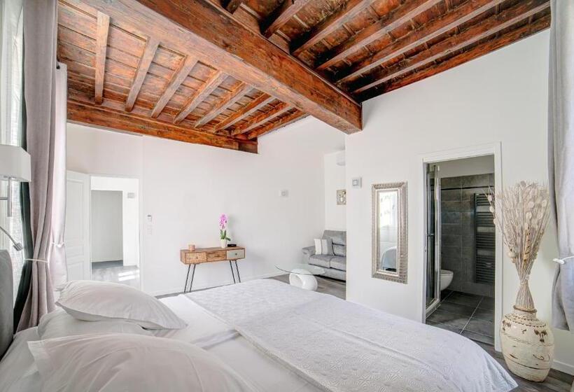 סוויטת ג'וניור, Le Limas