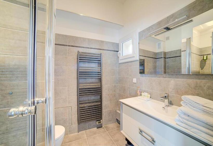 סוויטת ג'וניור, Le Limas