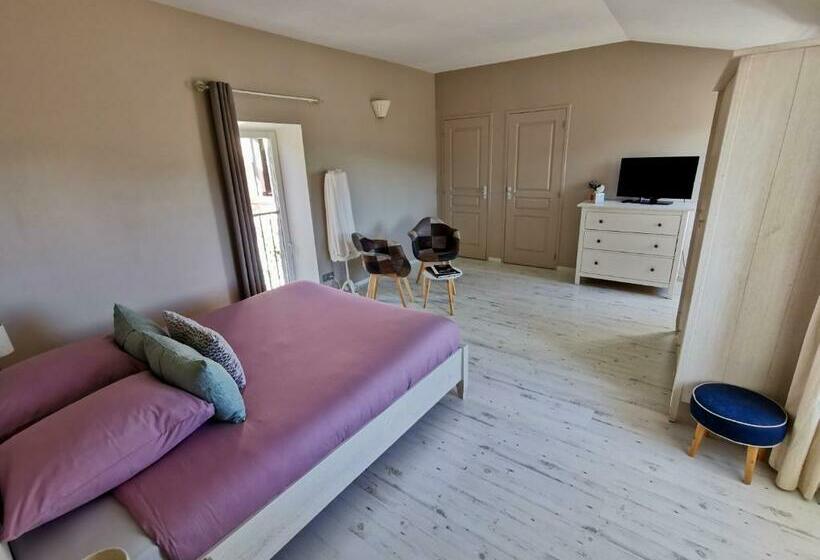 غرفة قياسية, Le Mas Des Loges   Les Vans / Chambonas