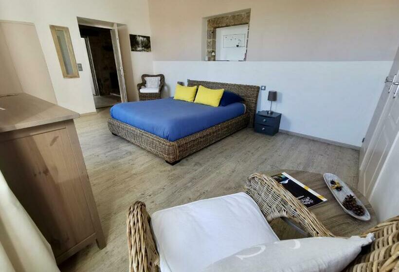 غرفة قياسية, Le Mas Des Loges   Les Vans / Chambonas