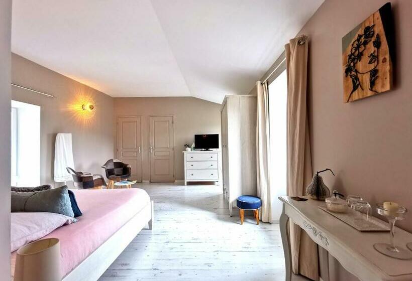 غرفة قياسية, Le Mas Des Loges   Les Vans / Chambonas