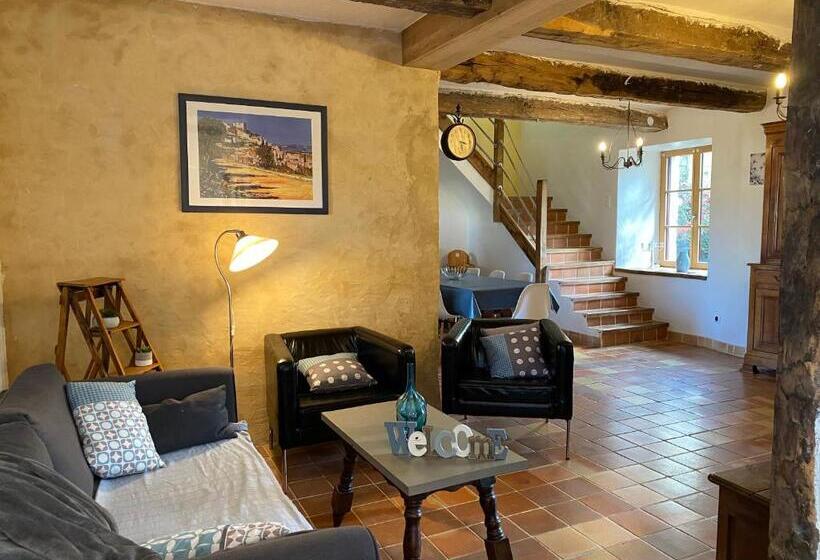 خانه 2 خوابه, Maison D Hotes & Gites Domaine De La Garaye