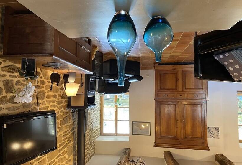 خانه 2 خوابه, Maison D Hotes & Gites Domaine De La Garaye