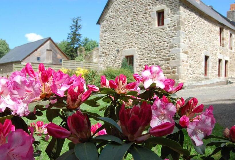 خانه 2 خوابه, Maison D Hotes & Gites Domaine De La Garaye