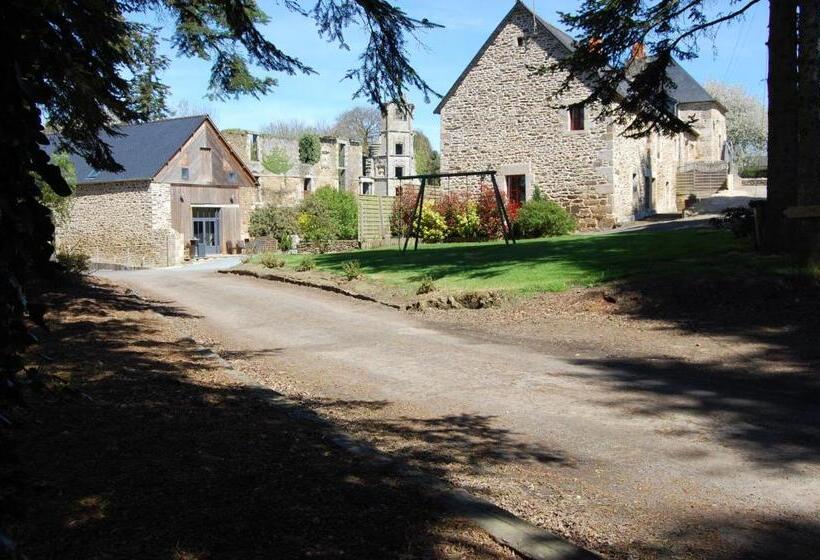 خانه 2 خوابه, Maison D Hotes & Gites Domaine De La Garaye