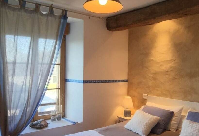 خانه 2 خوابه, Maison D Hotes & Gites Domaine De La Garaye