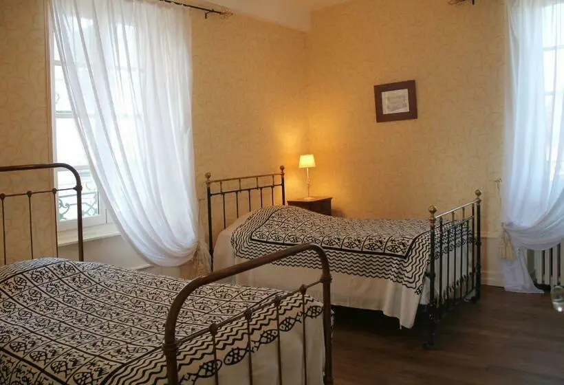 スイート, Chambres D'hôtes La Distillerie B&b
