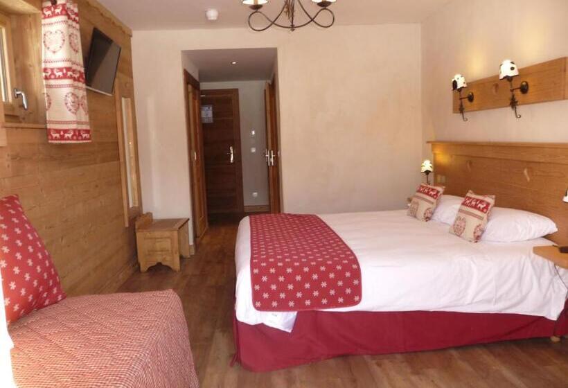 标准三人间, Chalet Hôtel Le Beausoleil, The Originals Relais