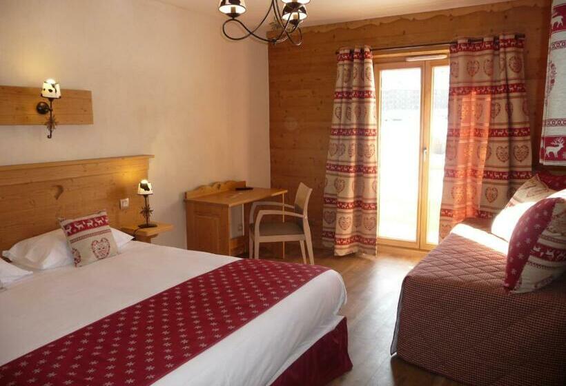 标准三人间, Chalet Hôtel Le Beausoleil, The Originals Relais