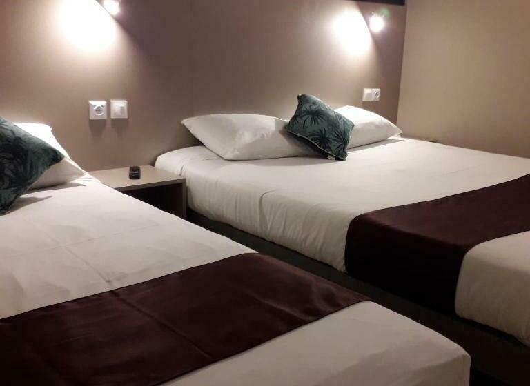 Трехместный Номер Классика, De Normandie