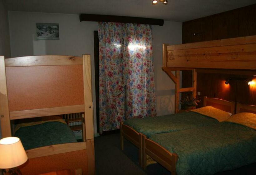 اتاق پنجتخته استاندارد, Hôtel Le Monte Pente