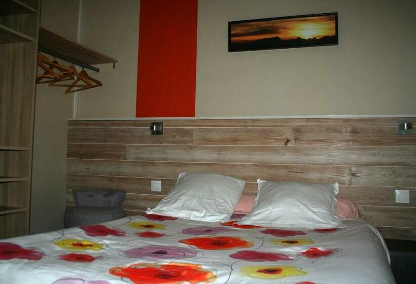 Номер Стандарт, Hôtel Les Castets D'ayré