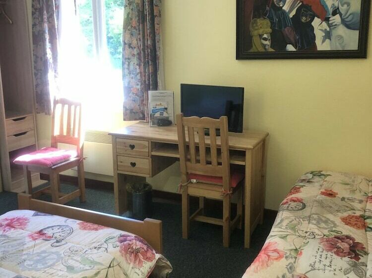 Четырехместный Номер Стандарт, Restaurant La Manse