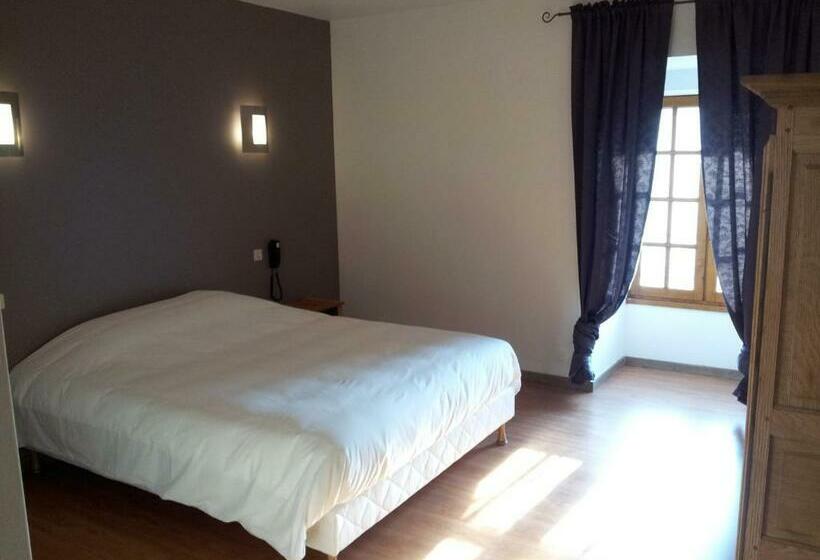 スタンダードルーム, Hôtel Restaurant Le Victor Hugo