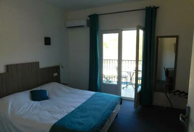Standard-huone Parveke, Hôtel Spa L Ermitage