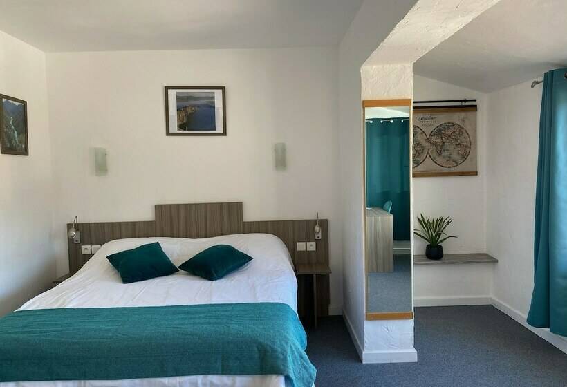 Номер Стандарт, Hôtel Spa L Ermitage