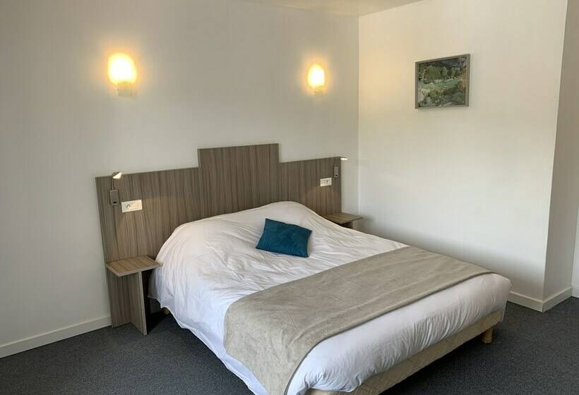 Номер Стандарт, Hôtel Spa L Ermitage