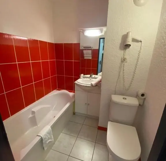 Standard-huone Parveke, Hôtel Spa L Ermitage