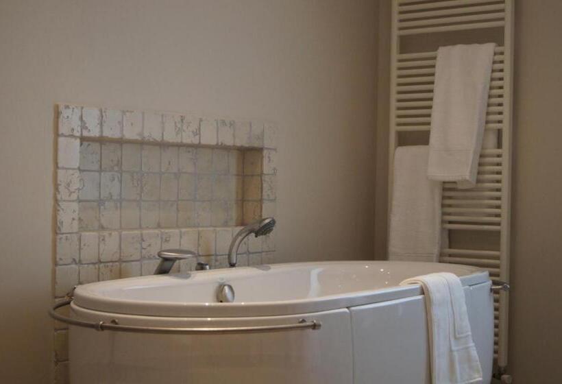 テラス付スイート, La Belle Vie