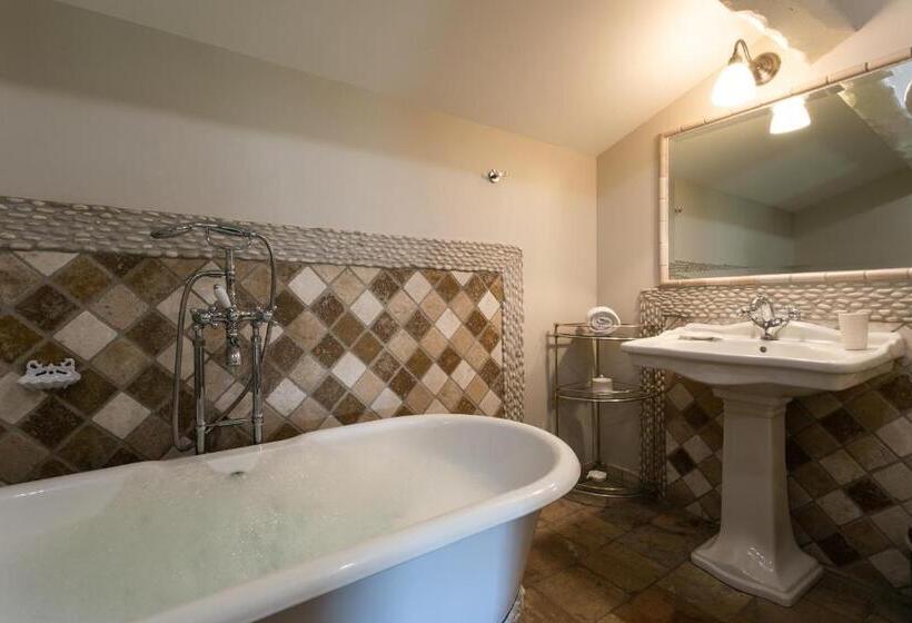 バルコニー付スイート, La Belle Vie