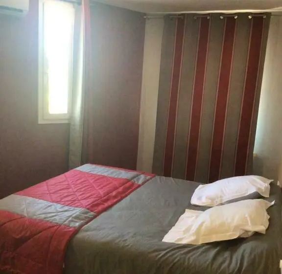 Standard-huone, L'abri